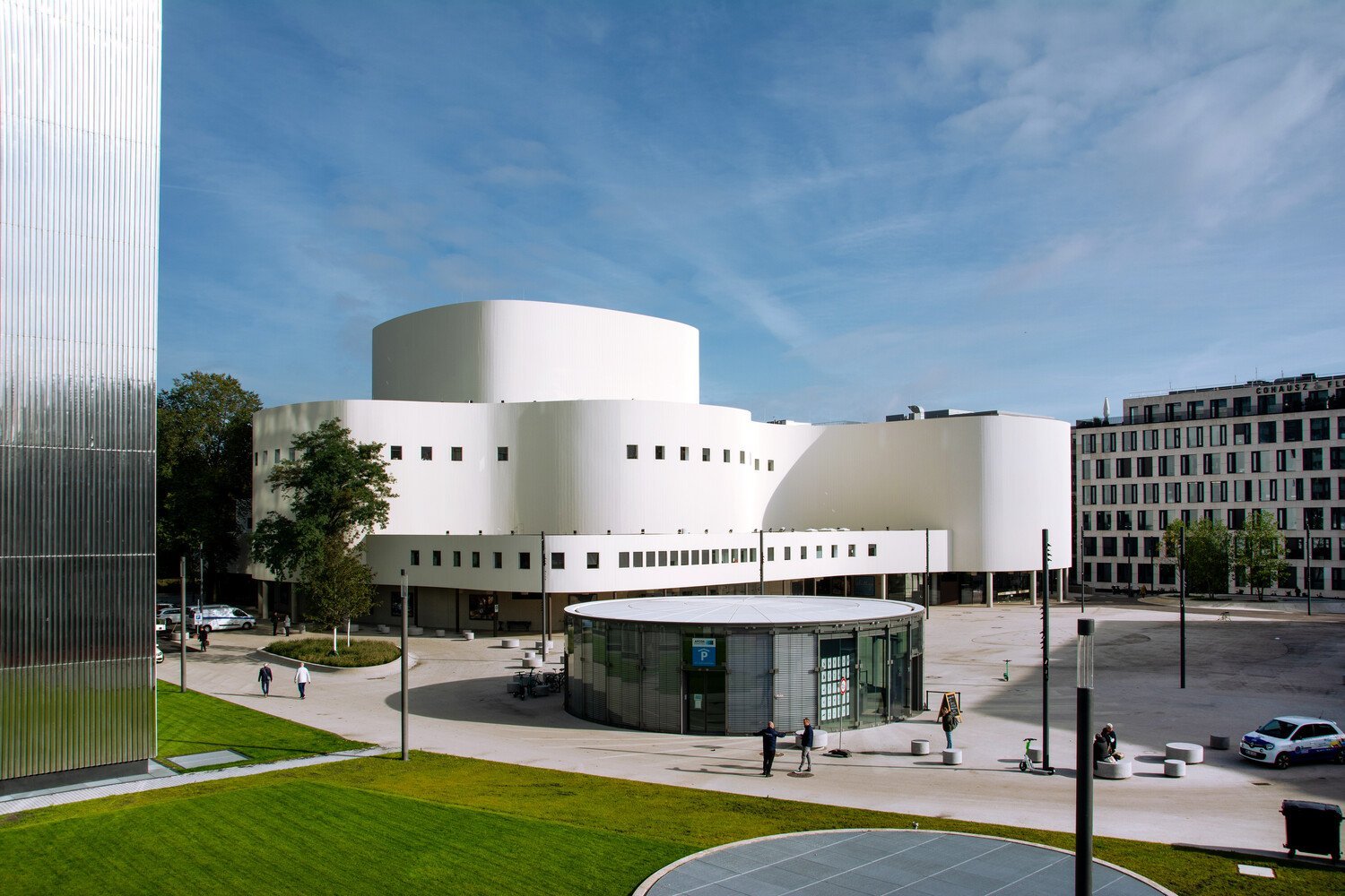 뒤셀도르프 연극극장 (뒤셀도르퍼 샤우슈필하우스)